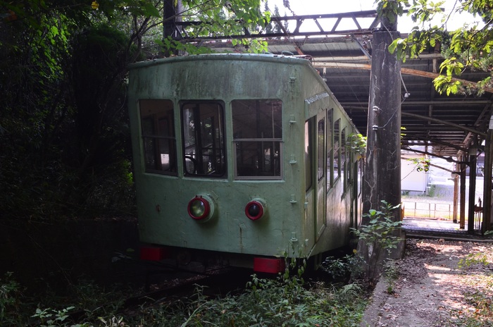 桃雪堂 屋島登山鉄道(屋島ケーブル)屋島登山口駅跡の車両