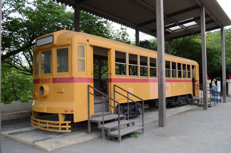 桃雪堂 北区立飛鳥山公園のD51 853と都電6080号